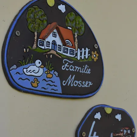 Binterhof Familie Mosser *